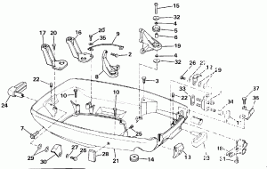    (Lower Engine Cover)