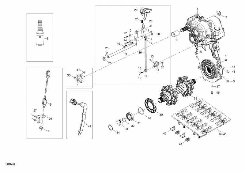 ��������  EXPEDITION LE 600HOE, XU, 2014 - Drive Axle, Track And Belt Guard