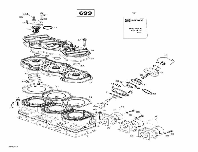  Skidoo Mach 1, 1998  - Cylinder, Exhaust Manifold (699)