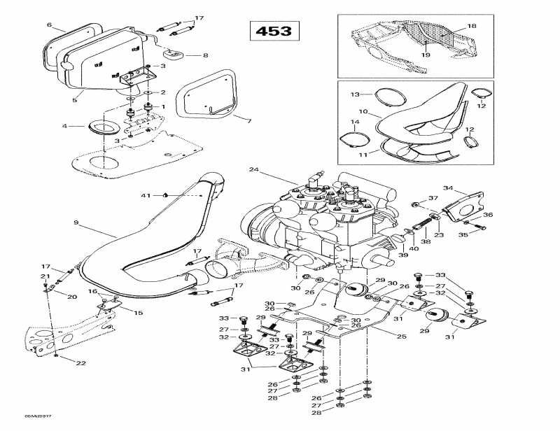  Skidoo MX Z 600, 1999 - Engine Support And Muffler (453)