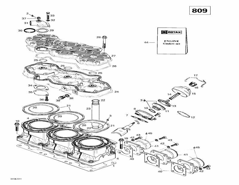 �������� BRP SkiDoo ������ Mach Z, 2000 - Cylinder, Exhaust Manifold