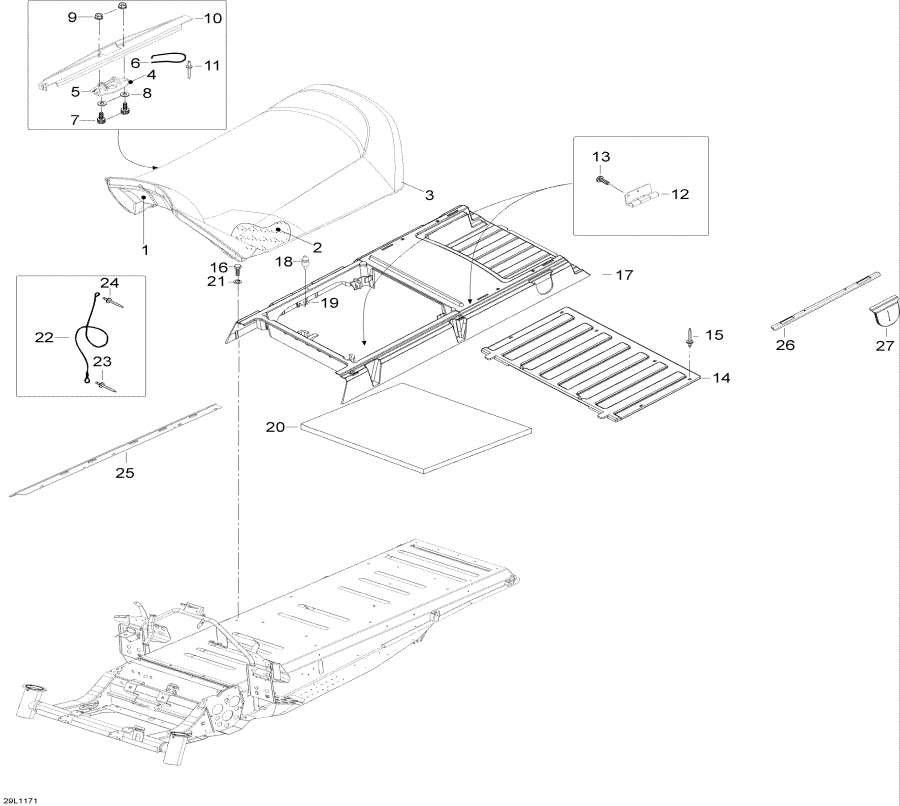Snow mobile lynx  - Seat
